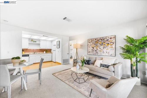9076 Craydon Cir, San Ramon, CA, 94583-3903 | Card Image