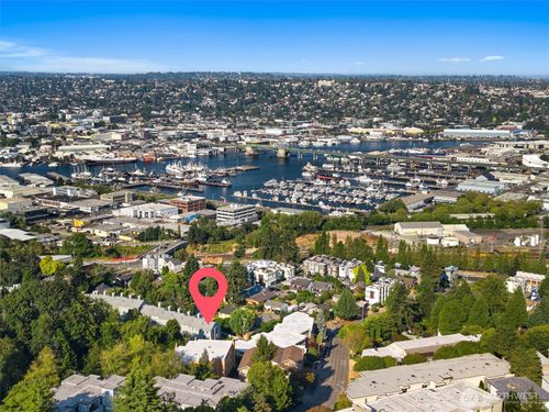 3802 25th Ave W, Seattle, WA, 98199-1508 | Card Image