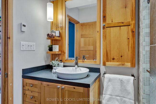 709 Bethune St, House other with 3 bedrooms, 2 bathrooms and 3 parking in Peterborough ON | Image 22