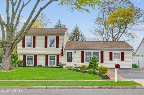77 Schooner Ave, Barnegat, NJ, 08005-1652 | Card Image