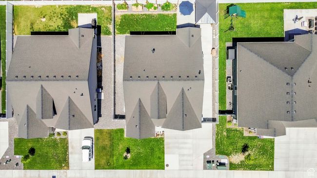 Middle House | Image 34