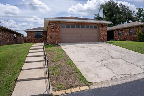 661 Lake Carolyn Cir, LAKELAND, FL, 33813-1119 | Card Image