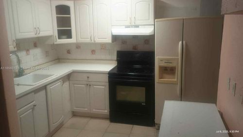 2300 Nw 15th Ct, Fort Lauderdale, FL, 33311-5152 | Card Image