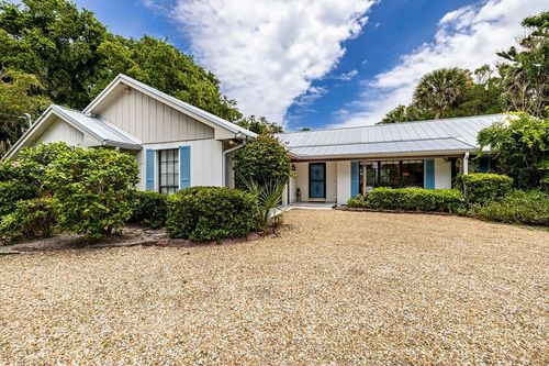 3820 Indian River Dr E, Vero Beach, FL, 32963-1468 | Card Image