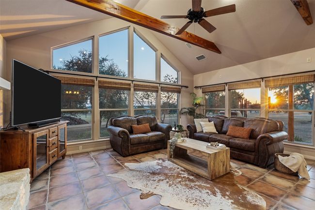 Stunning Walls of windows | Image 11