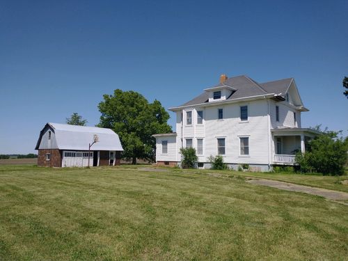 10274 E 850 North Rd, Shirley, IL, 61772-9518 | Card Image