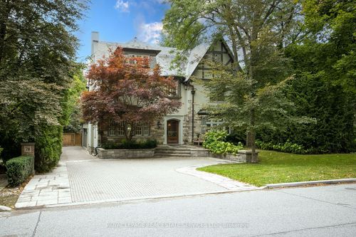 80 Old Forest Hill Rd, Toronto, ON, M5P2R5 | Card Image