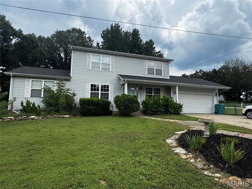 11 W Industrial Dr, Gerald, MO, 63037-2009 | Card Image