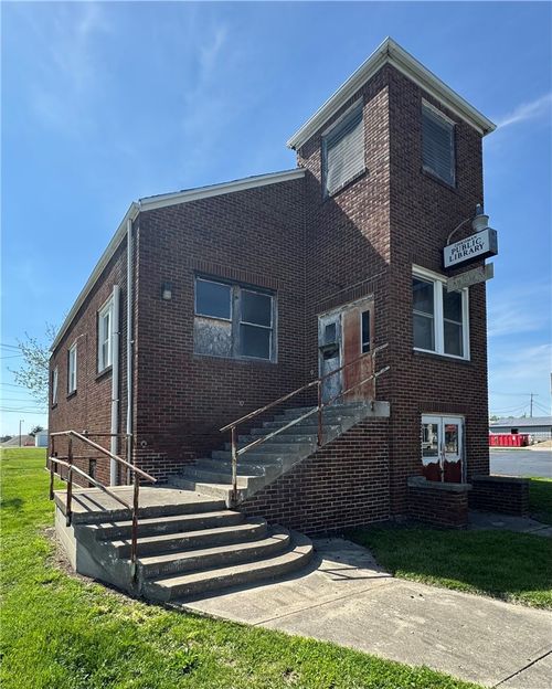 112 S Illinois Street, Chrisman, IL, 61924 | Card Image