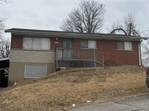 4100 Ammann Ln, Saint Louis, MO, 63121-3102 | Card Image