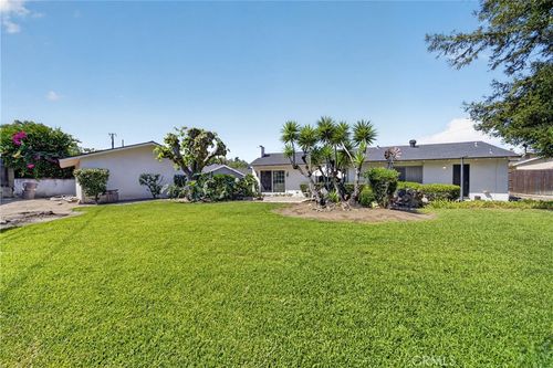130 Wagonwheel Rd, Glendora, CA, 91741-3858 | Card Image