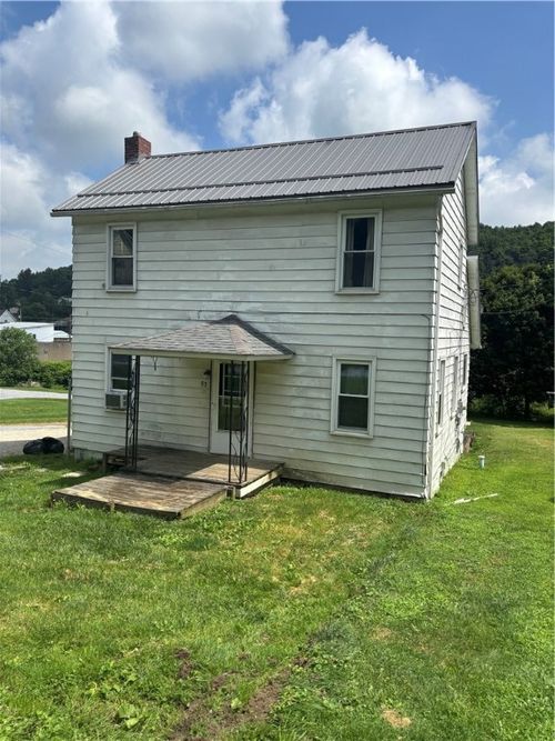 93 Upper Clinton St, Rossiter, PA, 15772 | Card Image