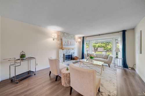 9666 Ashwood Dr, Richmond, BC, V6Y2Z5 | Card Image