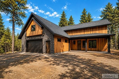 1527 Shadow Run, Ashton, ID, 83420-7722 | Card Image