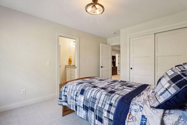 Guest Bedroom with access to Jack and Jill Bathroom | Image 36