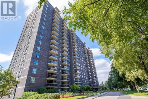 1102-966 Inverhouse Dr, Mississauga, ON, L5J4B6 | Card Image