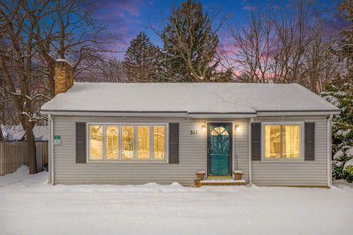 311 Lewis Street, Watervliet, MI, 49098 | Card Image