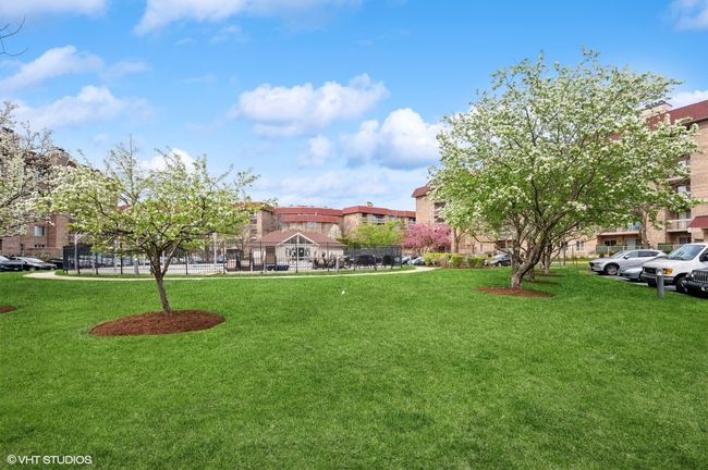 APT-5F - 1220 Rudolph Rd, Condo with 2 bedrooms, 2 bathrooms and 2 parking in Northbrook IL | Image 35