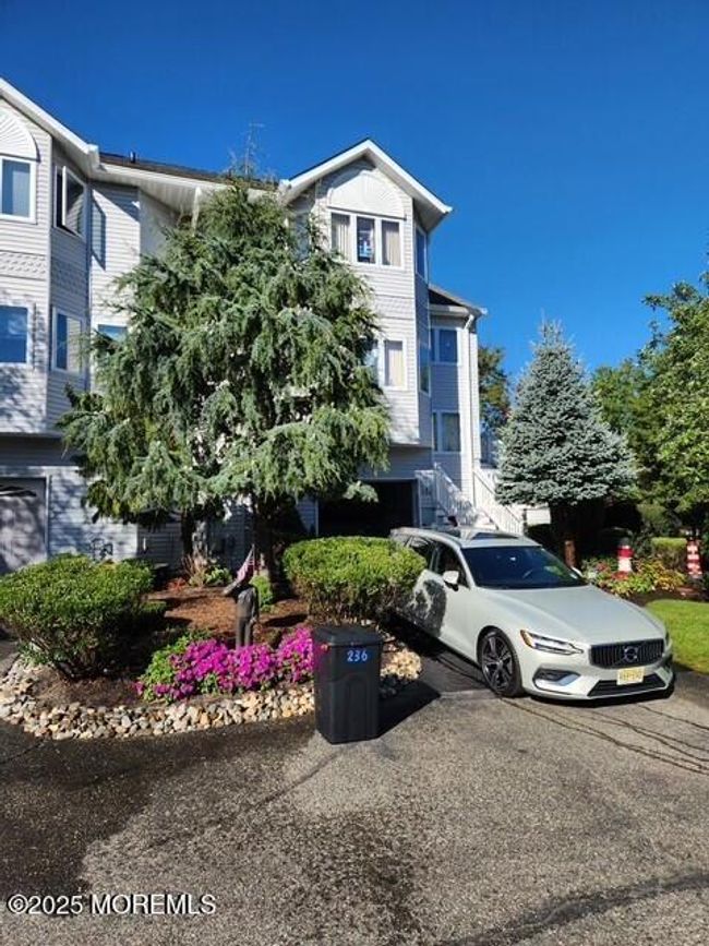 2306 - 236 Azalea Ct, Condo with 3 bedrooms, 3 bathrooms and 4 parking in Toms River NJ | Image 5
