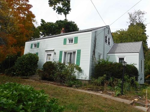 4 Old Charter Rd, Marlborough, MA, 01752-2323 | Card Image