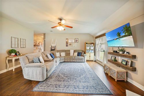 910 W Bois D Arc St, Celina, TX, 75009-6514 | Card Image