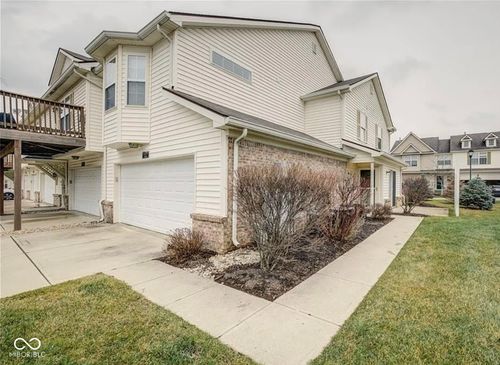 100-11475 Clay Ct, Fishers, IN, 46037-7586 | Card Image