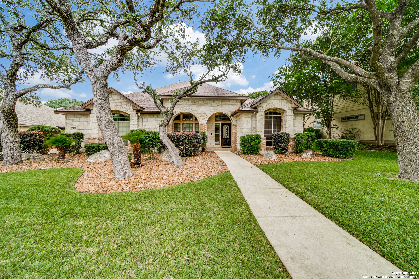French Park, Helotes, TX 78023