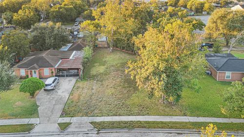 1406 Lawrence Ave, Pasadena, TX, 77506-3604 | Card Image