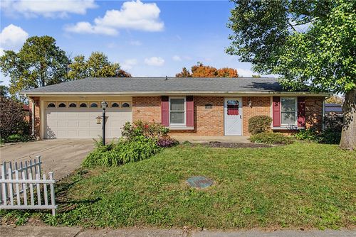 5799 Waynegate Road, Huber Heights, OH, 45424 | Card Image