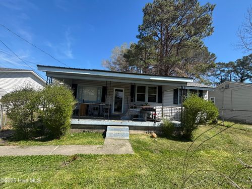 140 Elizabeth St, Jacksonville, NC, 28540-5628 | Card Image