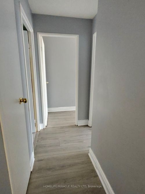 1607-21 Markbrook Lane, Etobicoke, ON, M9V5E4 | Card Image