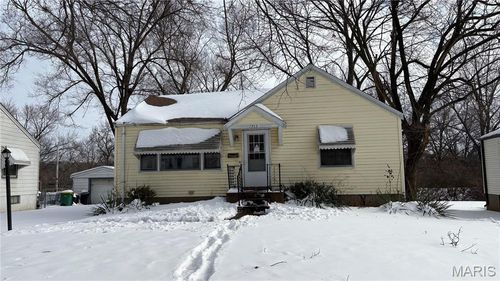 7743 Monroe Dr, Saint Louis, MO, 63133-1119 | Card Image