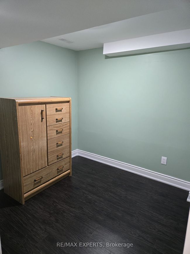 BSMT - 60 Iceland Poppy Trail, House attached with 2 bedrooms, 1 bathrooms and 1 parking in Brampton ON | Image 7