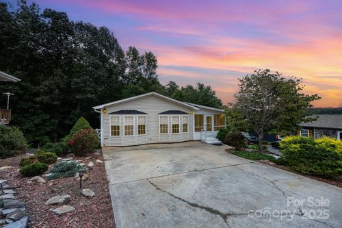 115 Trails End Ln, New London, NC, 28127 | Card Image