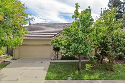6032 Roswitha Court, Sacramento, CA, 95608 | Card Image