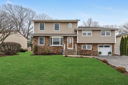 128 Bell Ave, Saddle Brook, NJ, 07663-5147 | Card Image