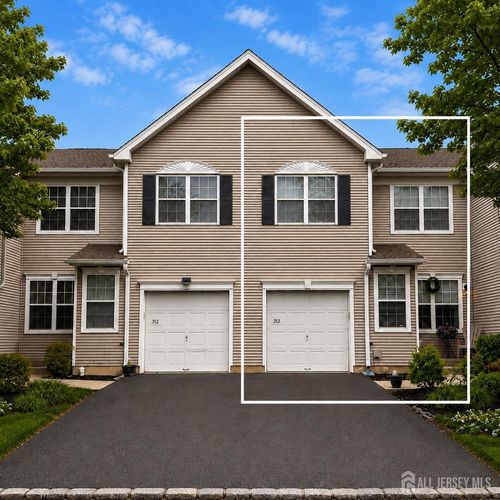 353 Cynthia Lane, Bridgewater, NJ, 08807 | Card Image