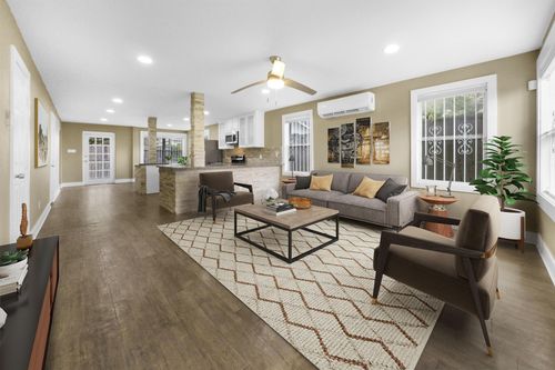 1709 Dan St, Houston, TX, 77020-2603 | Card Image