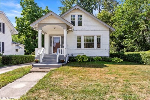 214 Erie St, Elyria, OH, 44035-4908 | Card Image