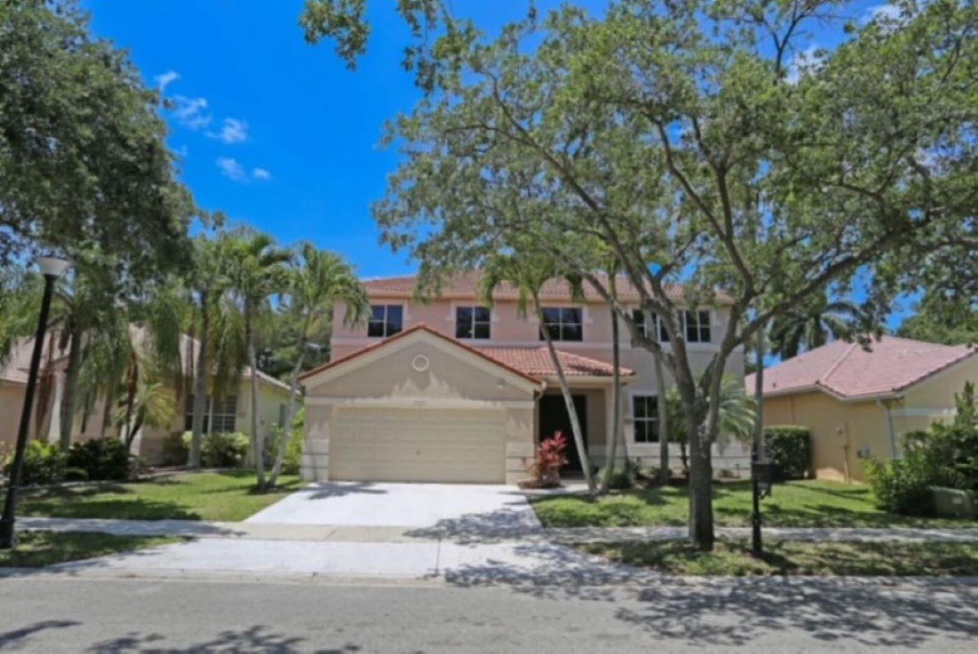 Staghorn Ln, Weston, FL 33331