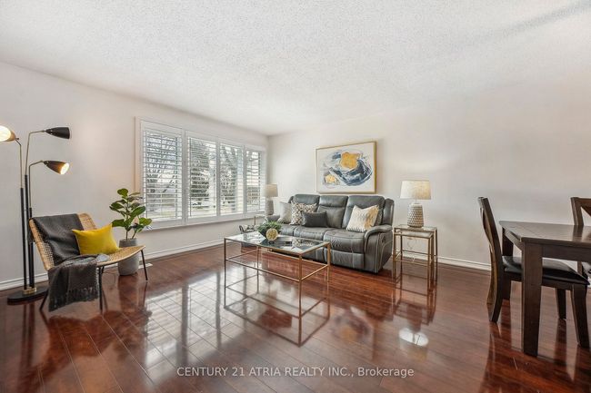 62 Guildwood Dr, House attached with 4 bedrooms, 1 bathrooms and 2 parking in Hamilton ON | Image 7