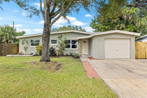 8673 78th Pl, SEMINOLE, FL, 33777-4208 | Card Image