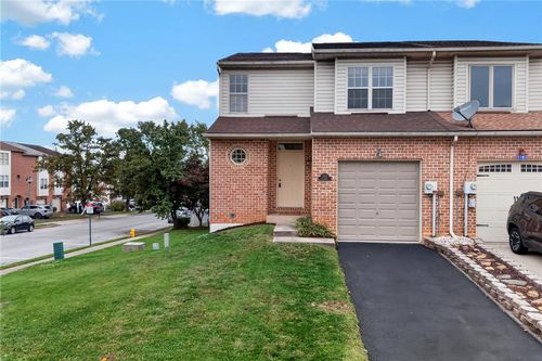 355 Avi Dr, ALBURTIS, PA, 18011-9340 | Card Image