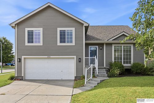 20903 Birch St, Gretna, NE, 68028-4361 | Card Image