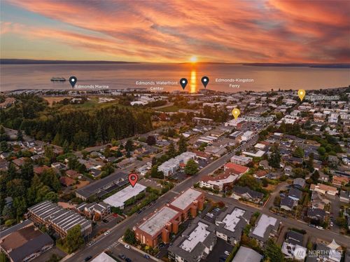 apt-2-1020 5th Ave S, Edmonds, WA, 98020-4038 | Card Image