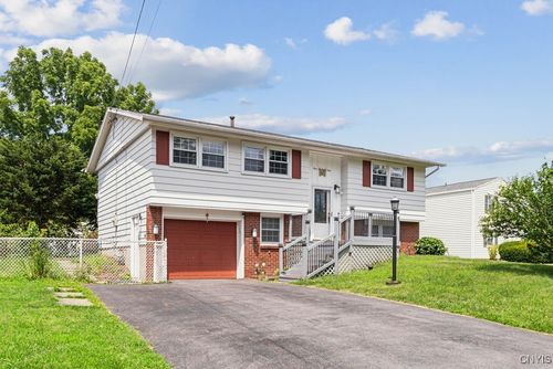 4281 Polaris Crse, Liverpool, NY, 13090-2234 | Card Image