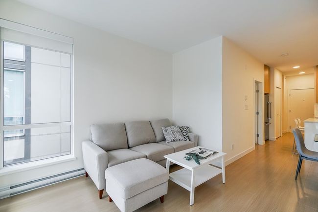 508 - 5460 Broadway, Condo with 1 bedrooms, 1 bathrooms and 1 parking in Burnaby BC | Image 11