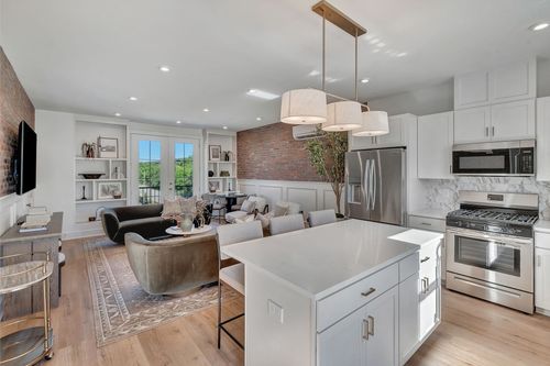 603 51st Ave N, Nashville, TN, 37209-2124 | Card Image