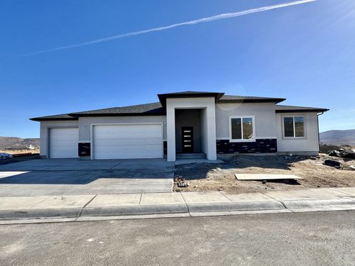 47-4610 York Boulevard, Elko, NV, 89801 | Card Image