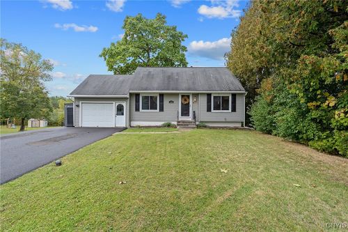 122 Wilson Dr, East Syracuse, NY, 13057-2707 | Card Image